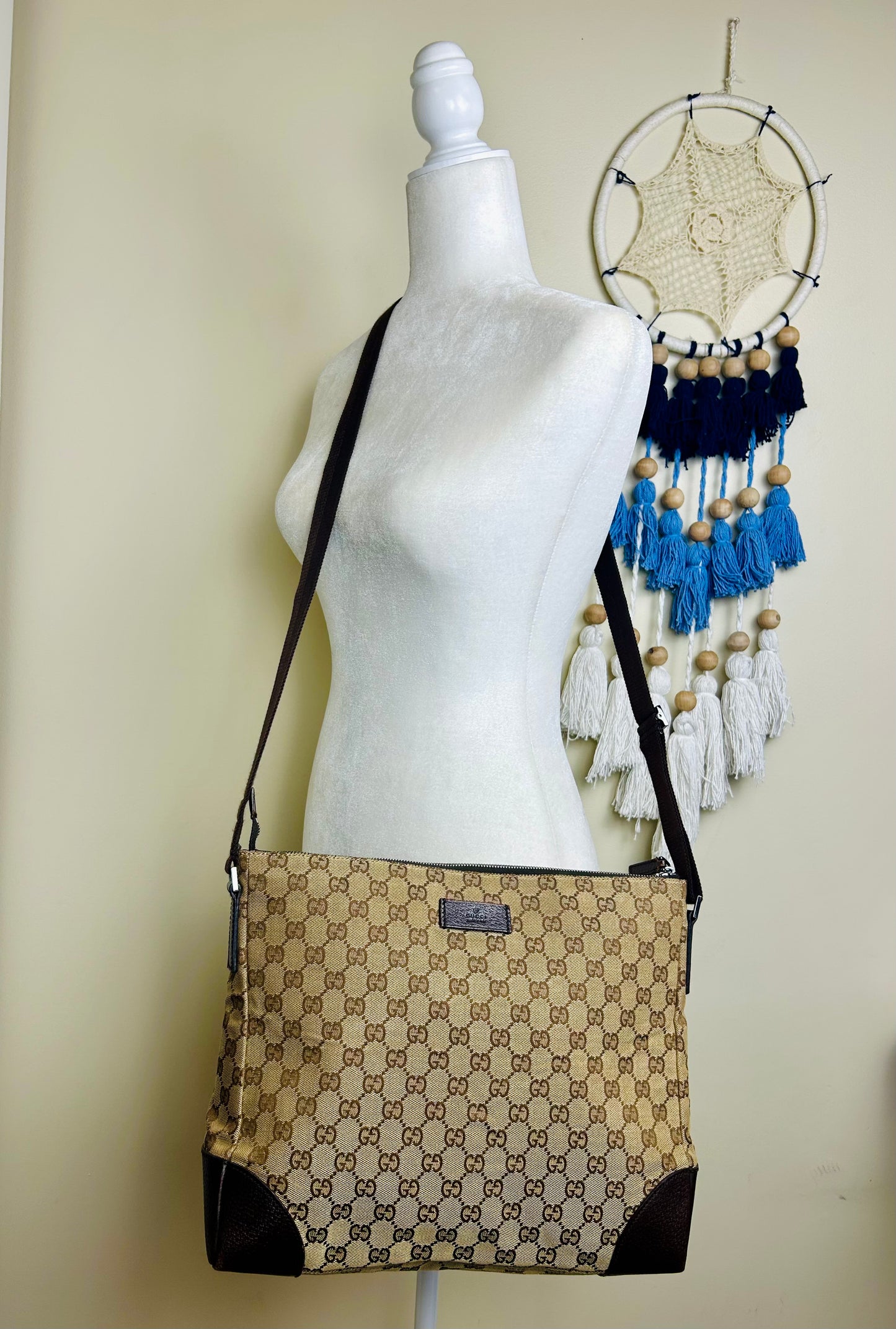 Large Gucci Supreme Crossbody