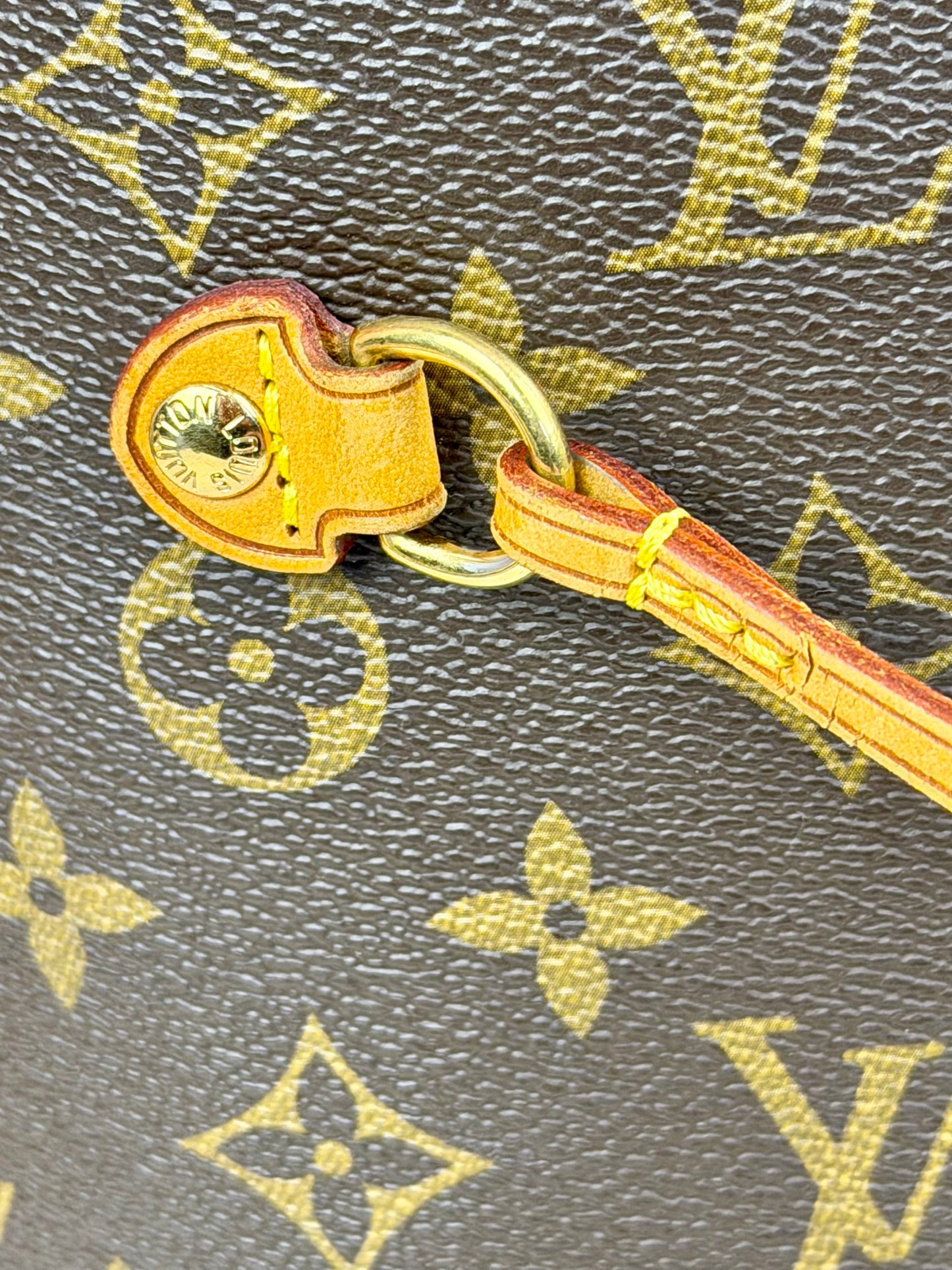 Neverfull MM in Monogram/Beige