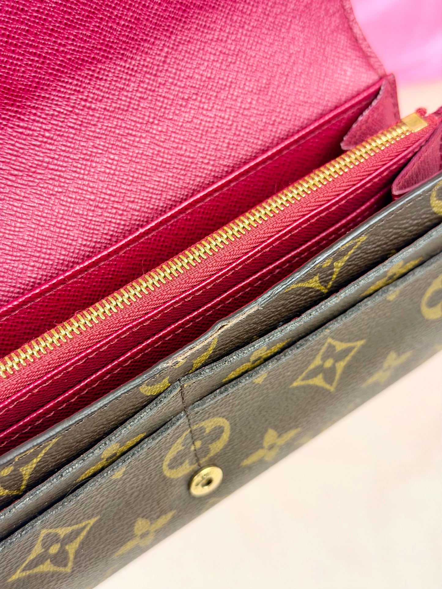 Sarah Wallet Mono/Berry
