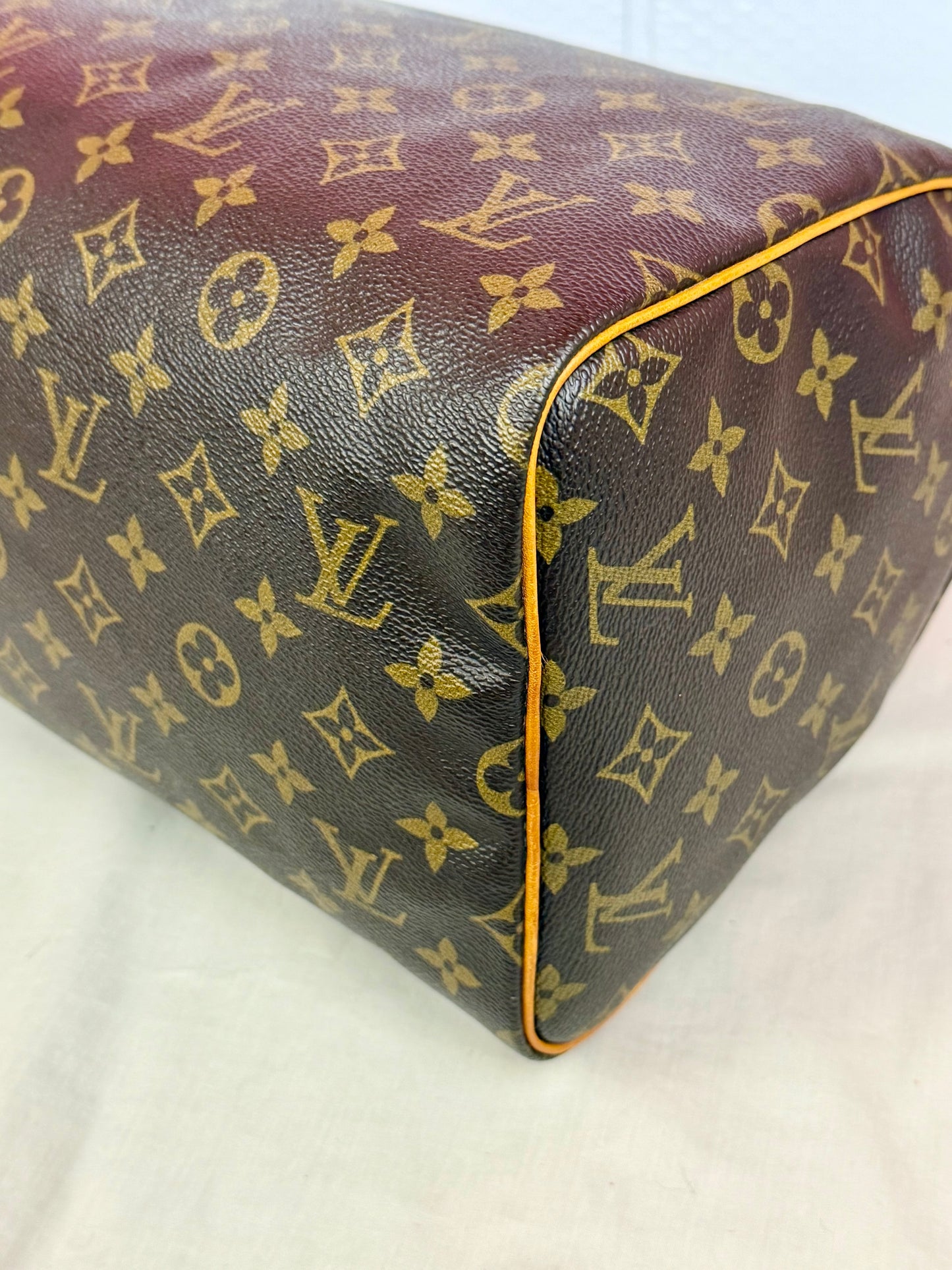 Vintage Speedy 30