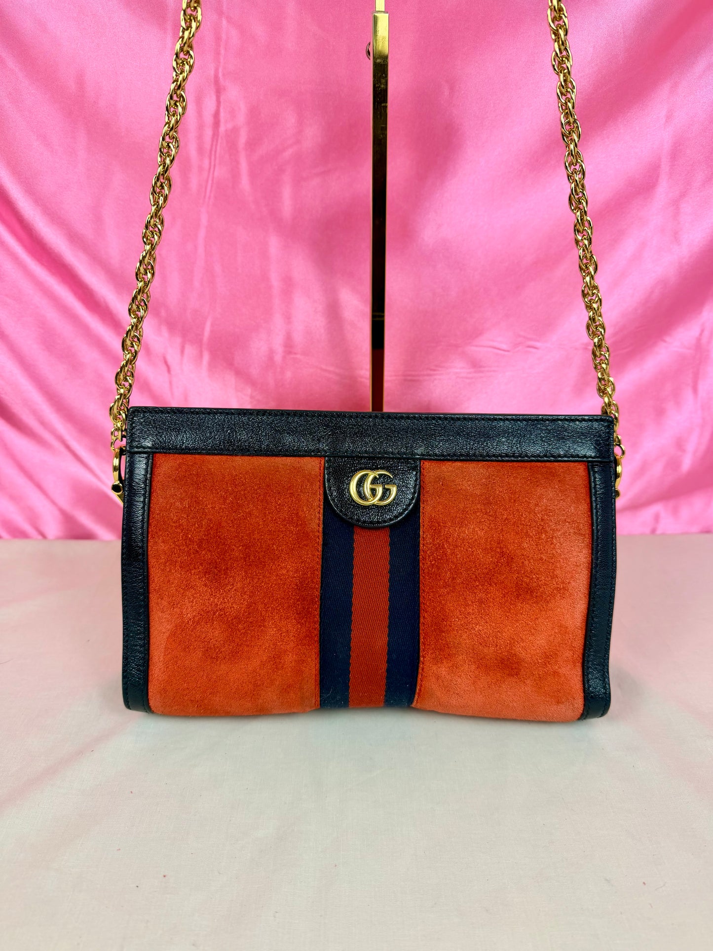 Red Suede Ophedia