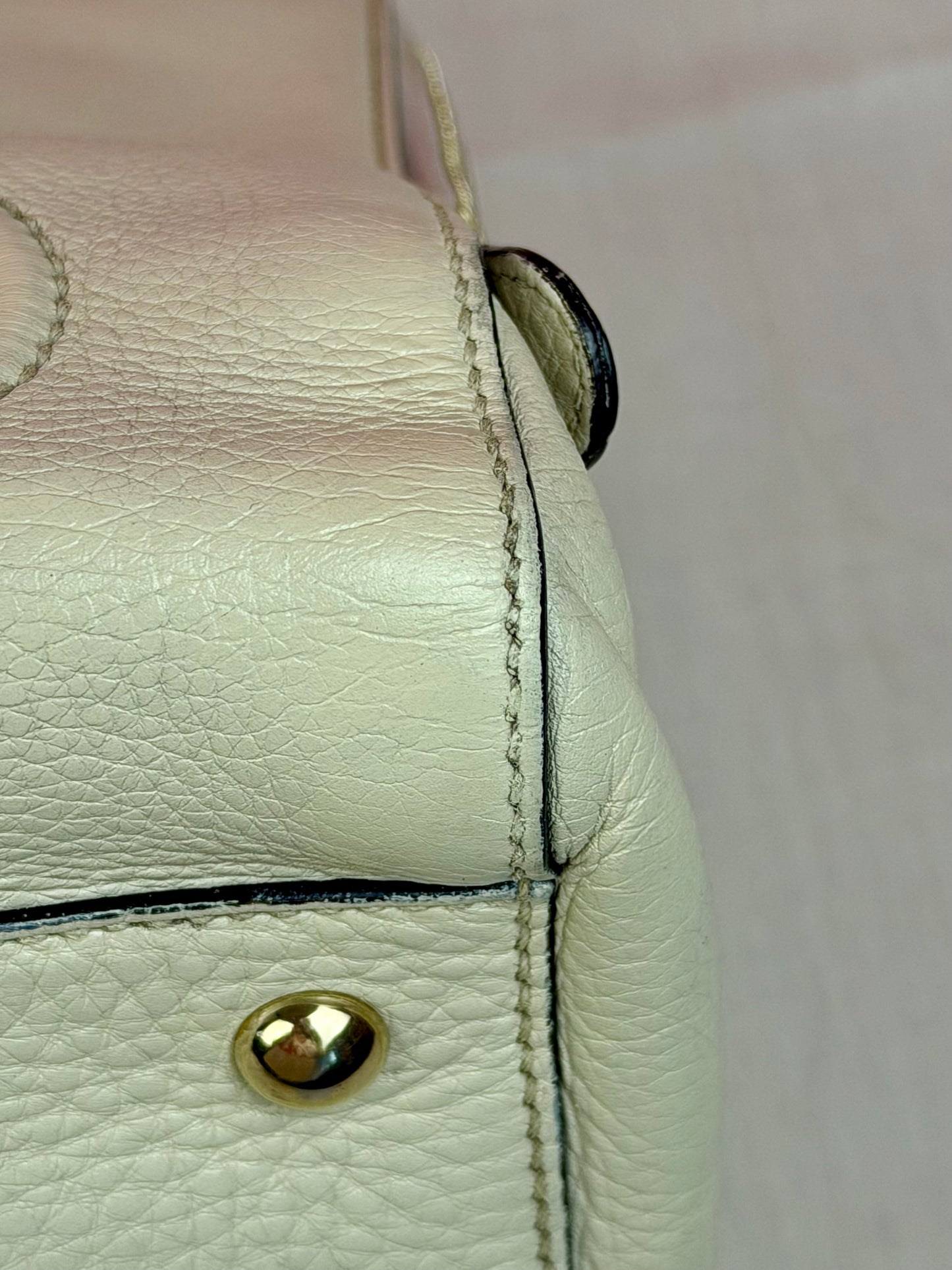 White Leather Interlocking G