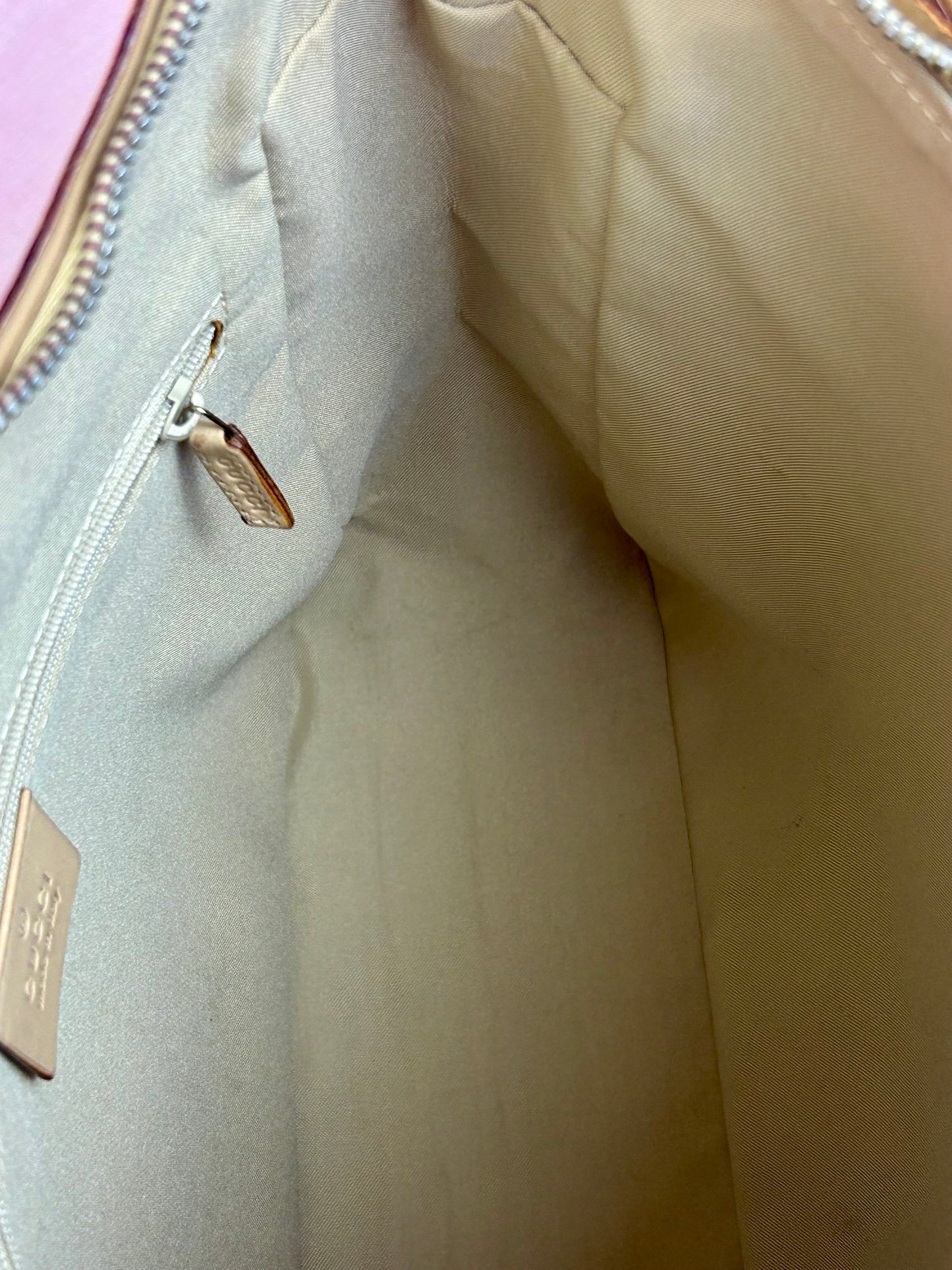 Jumbo GG Shoulder Bag Gucci