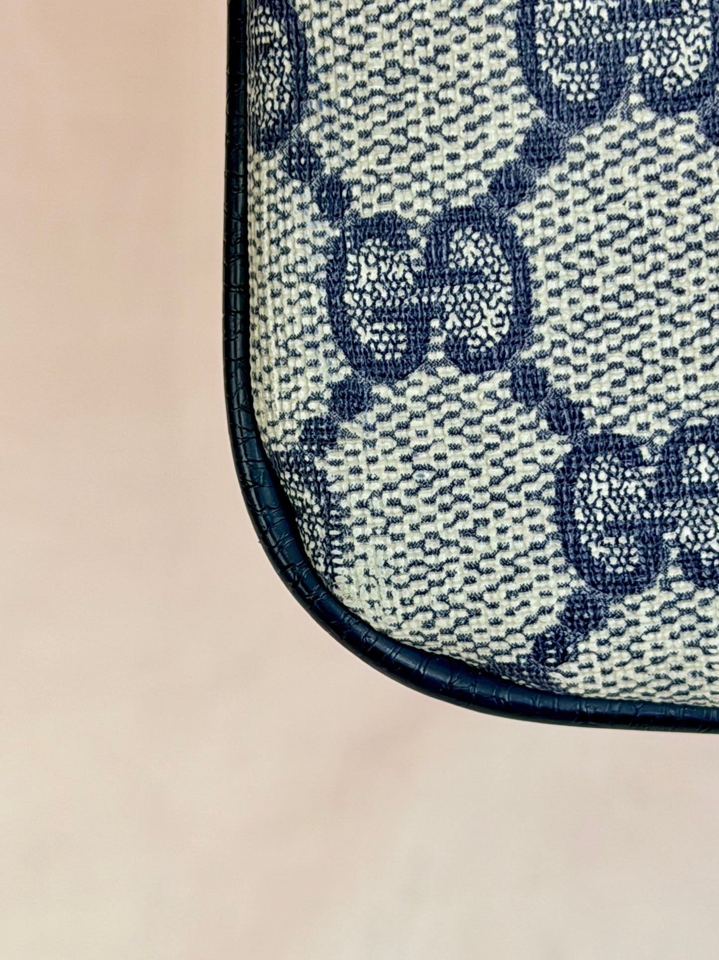 Gucci Navy Sherry Line Dome