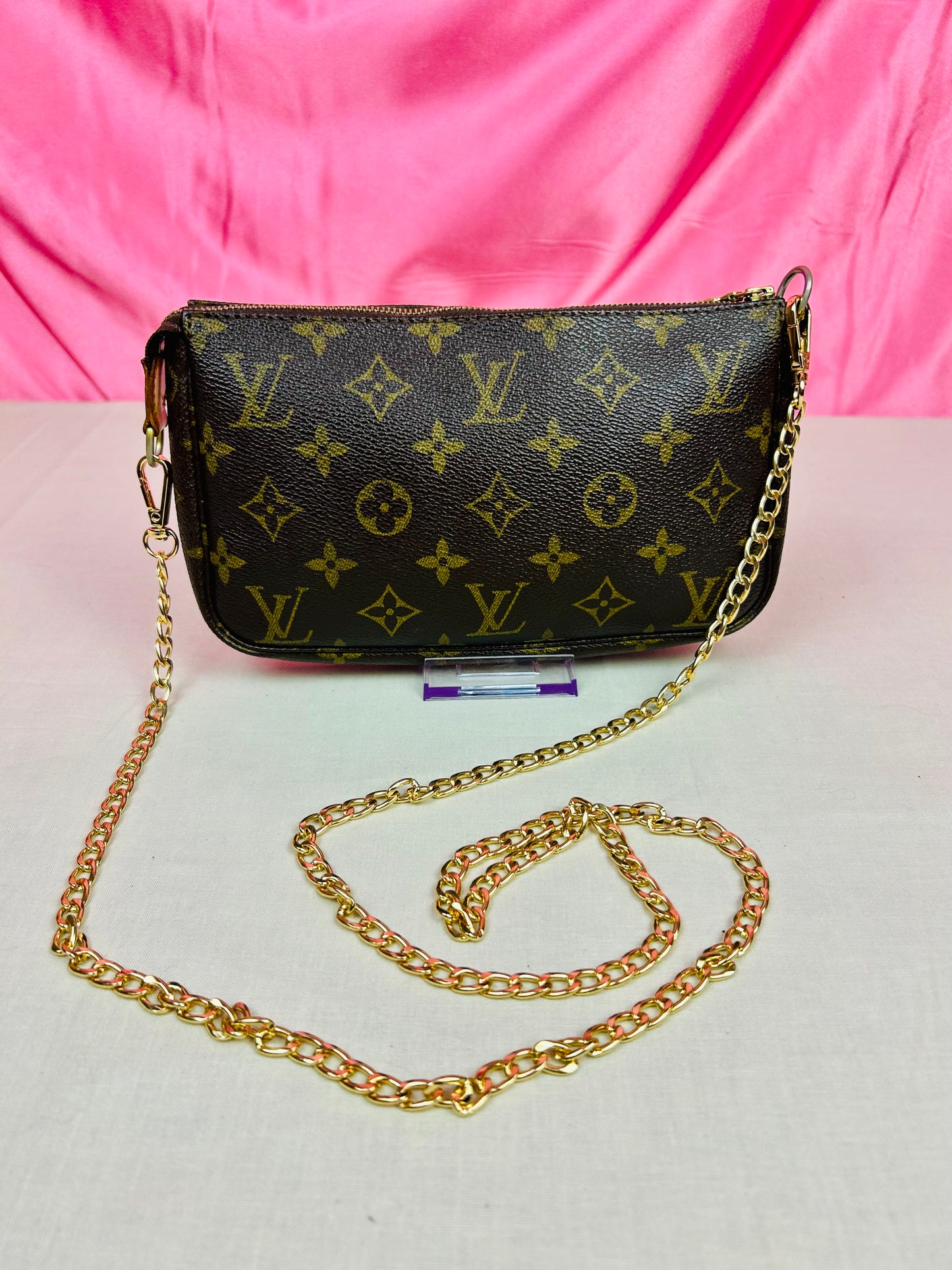 Pochette Accessories