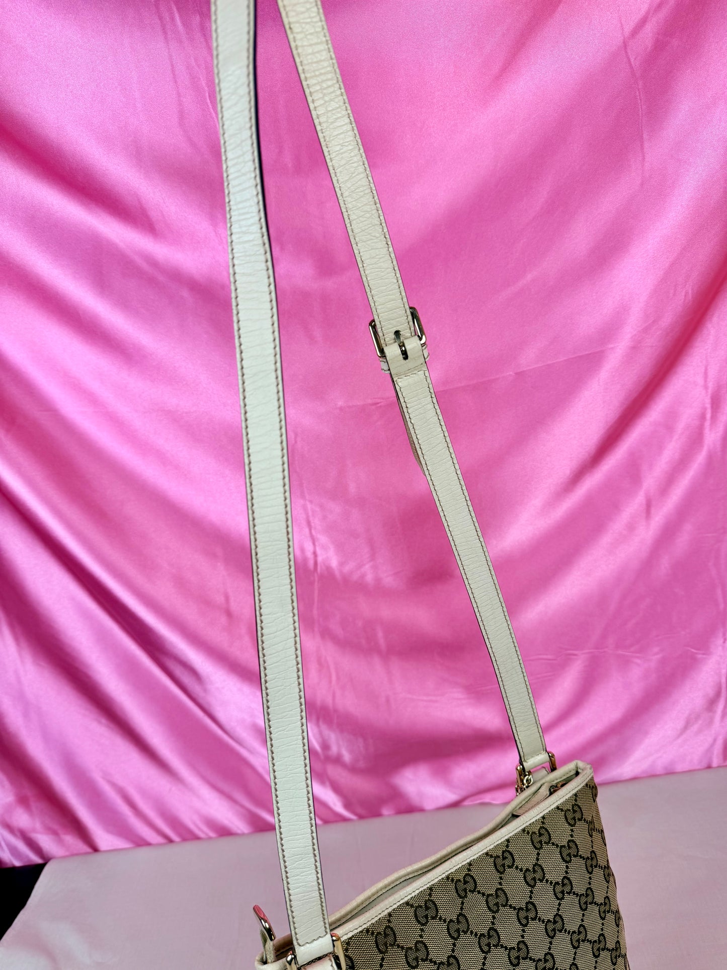 White Sherry Line Crossbody