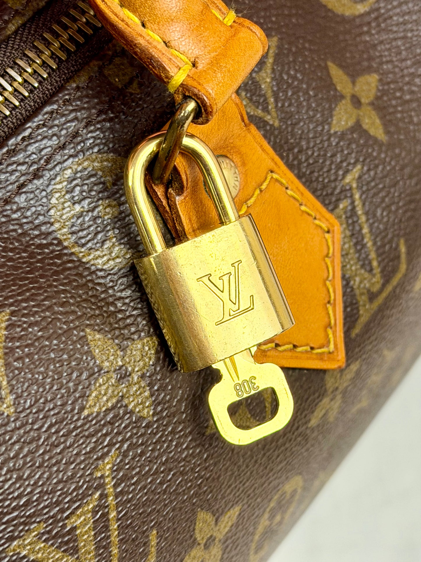 Vintage Speedy 30