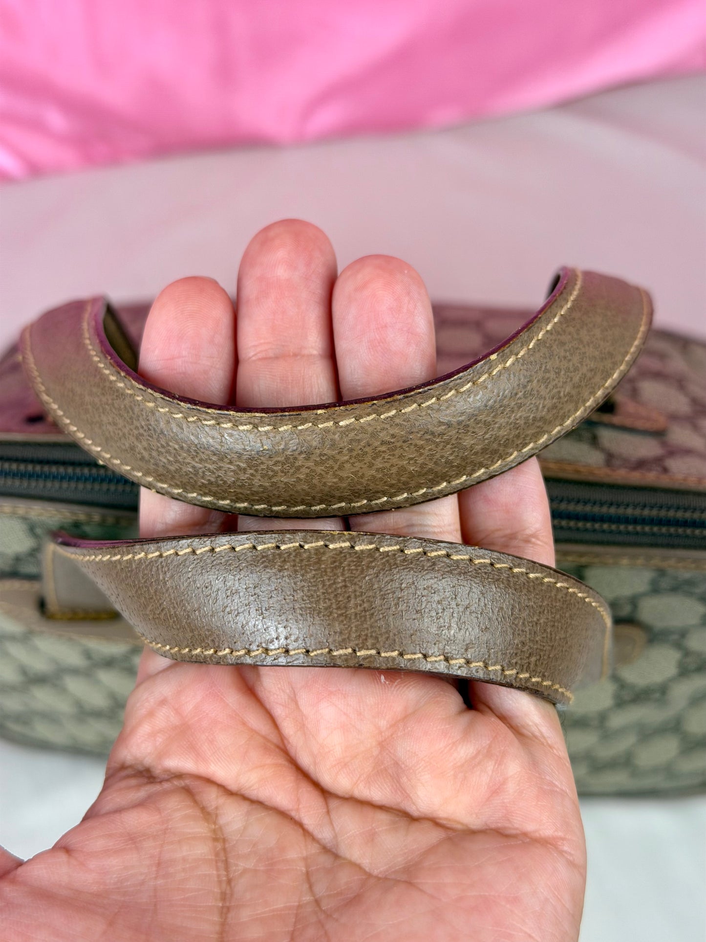 Gucci Supreme Alma