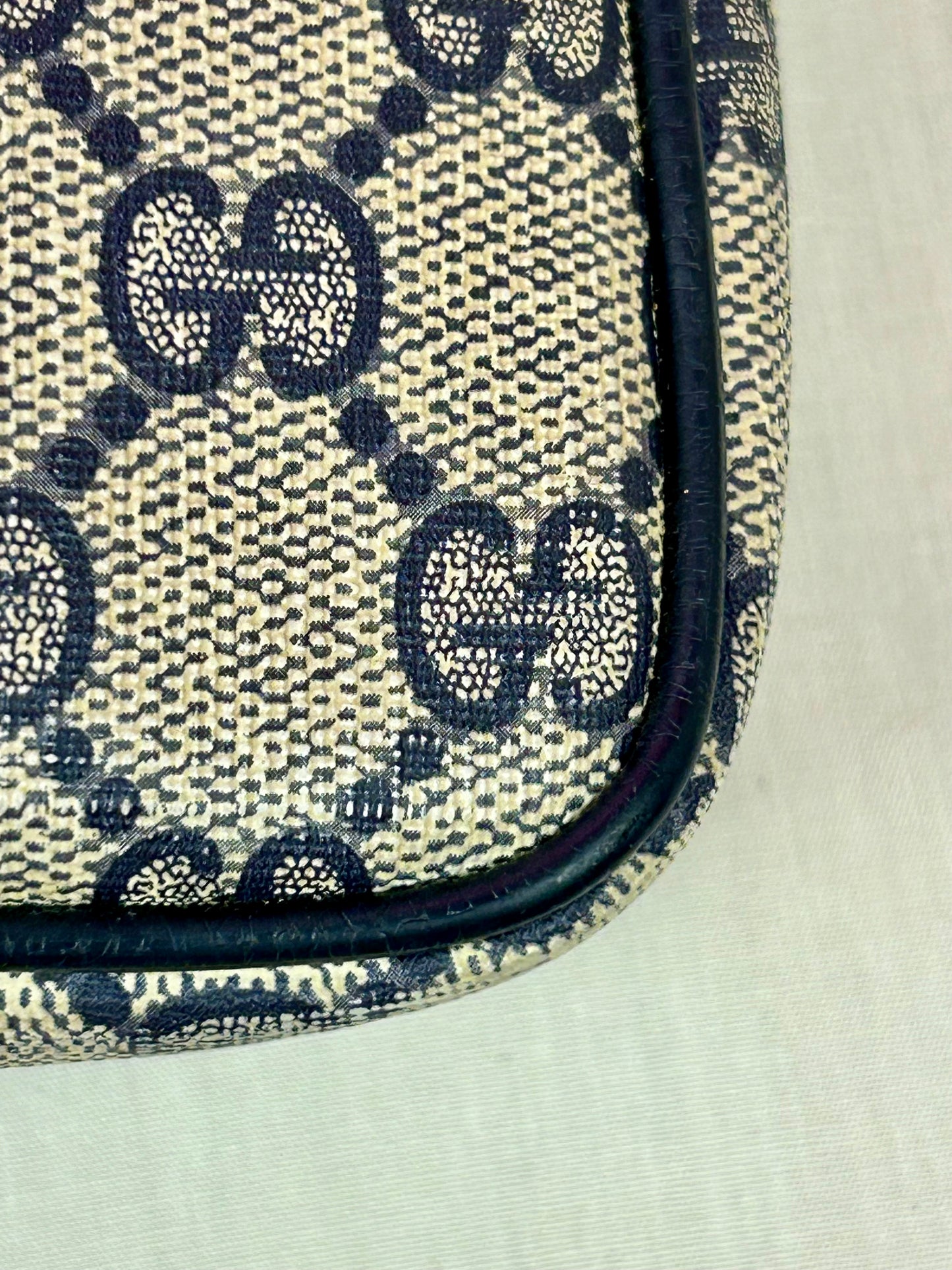 Small Navy Gucci Supreme