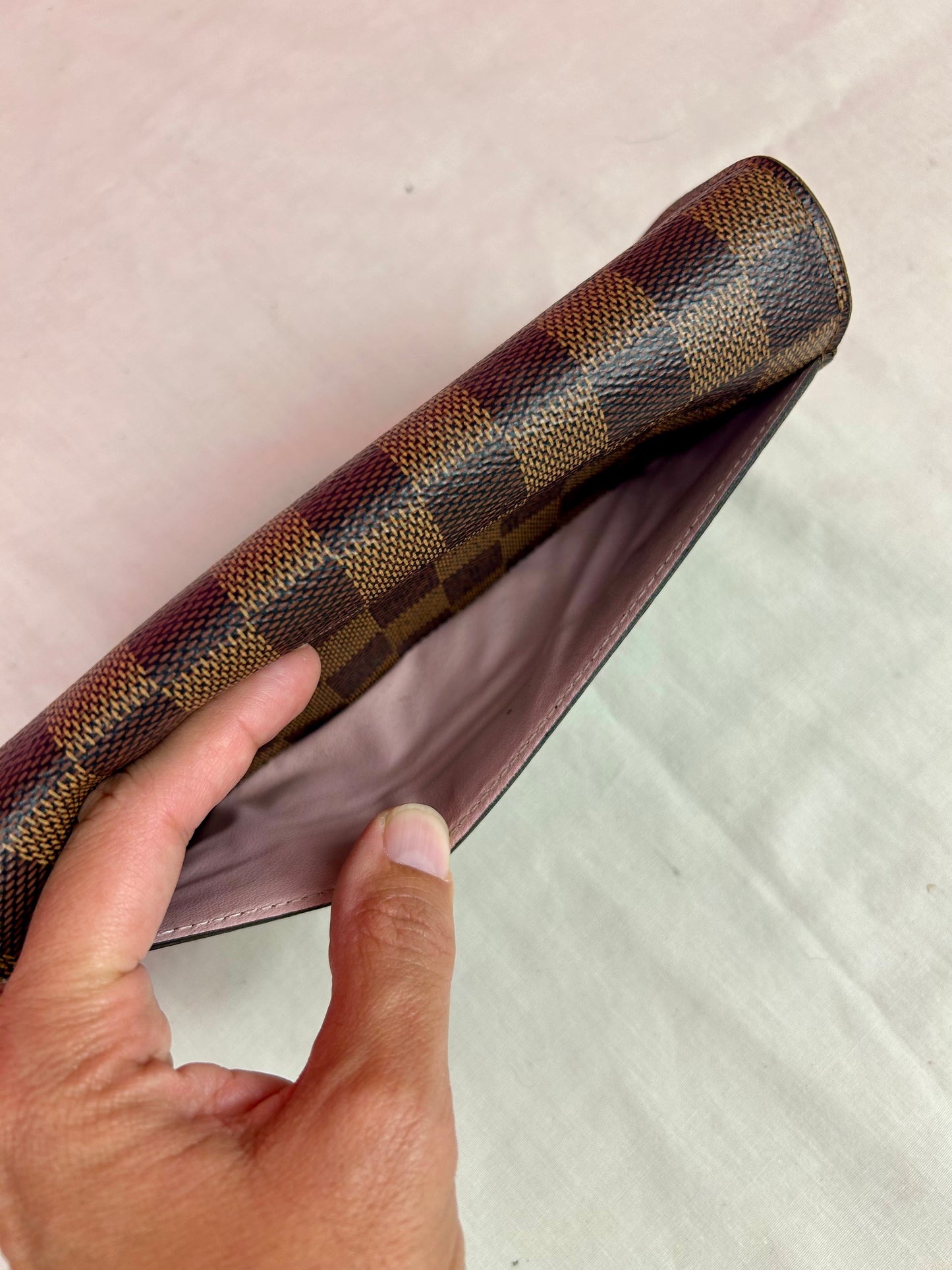 Sarah Wallet NM in DE/Rose