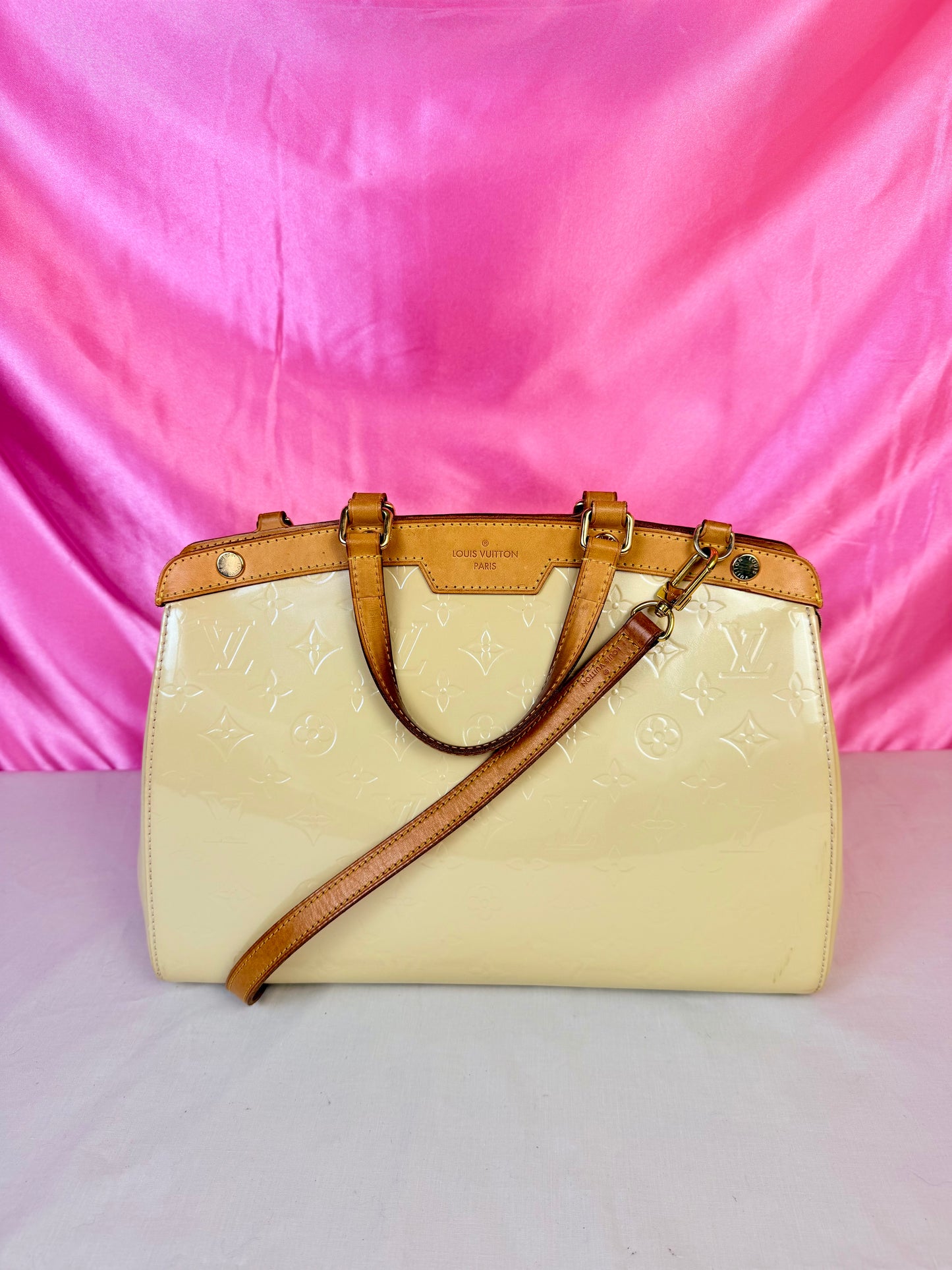 Brea MM in Pale Yellow Vernis