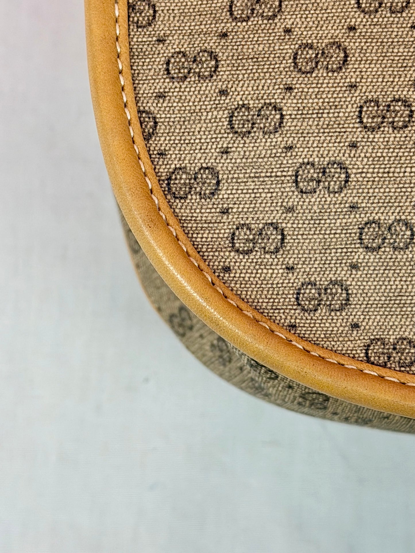 MicroGucci Sherry Line Flap