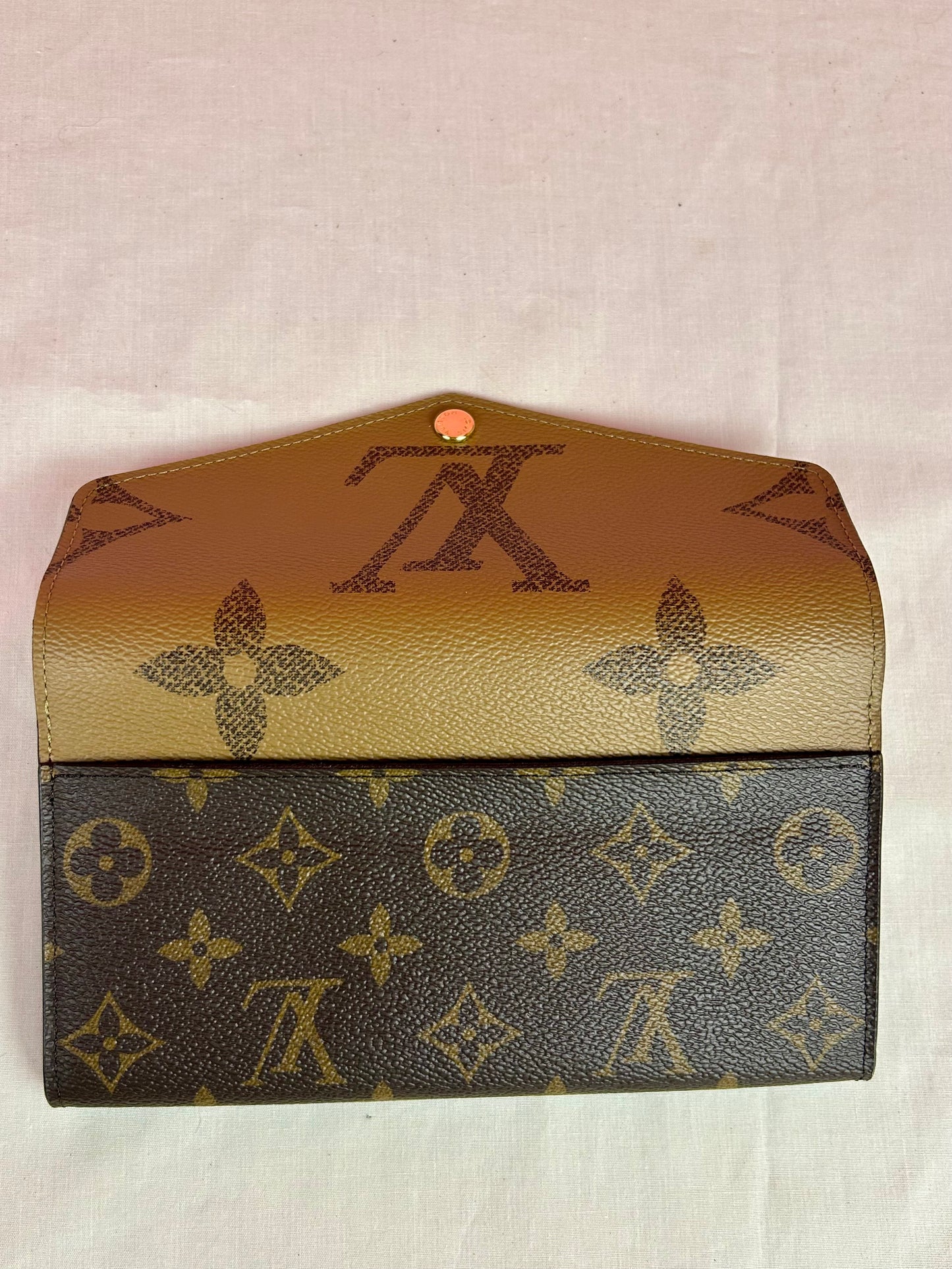 Reverse Monogram Sarah Wallet