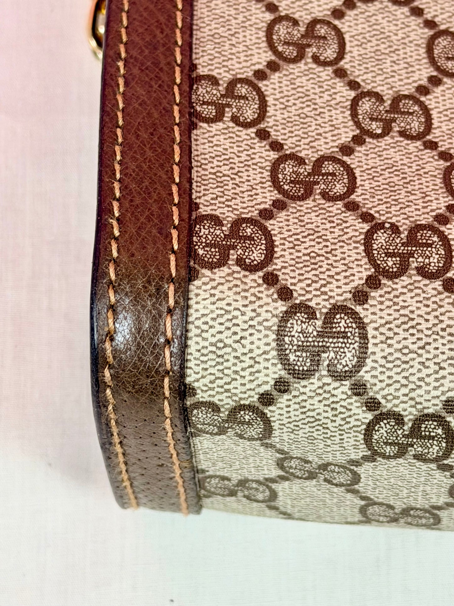 Sherry Line Clutch on Chain