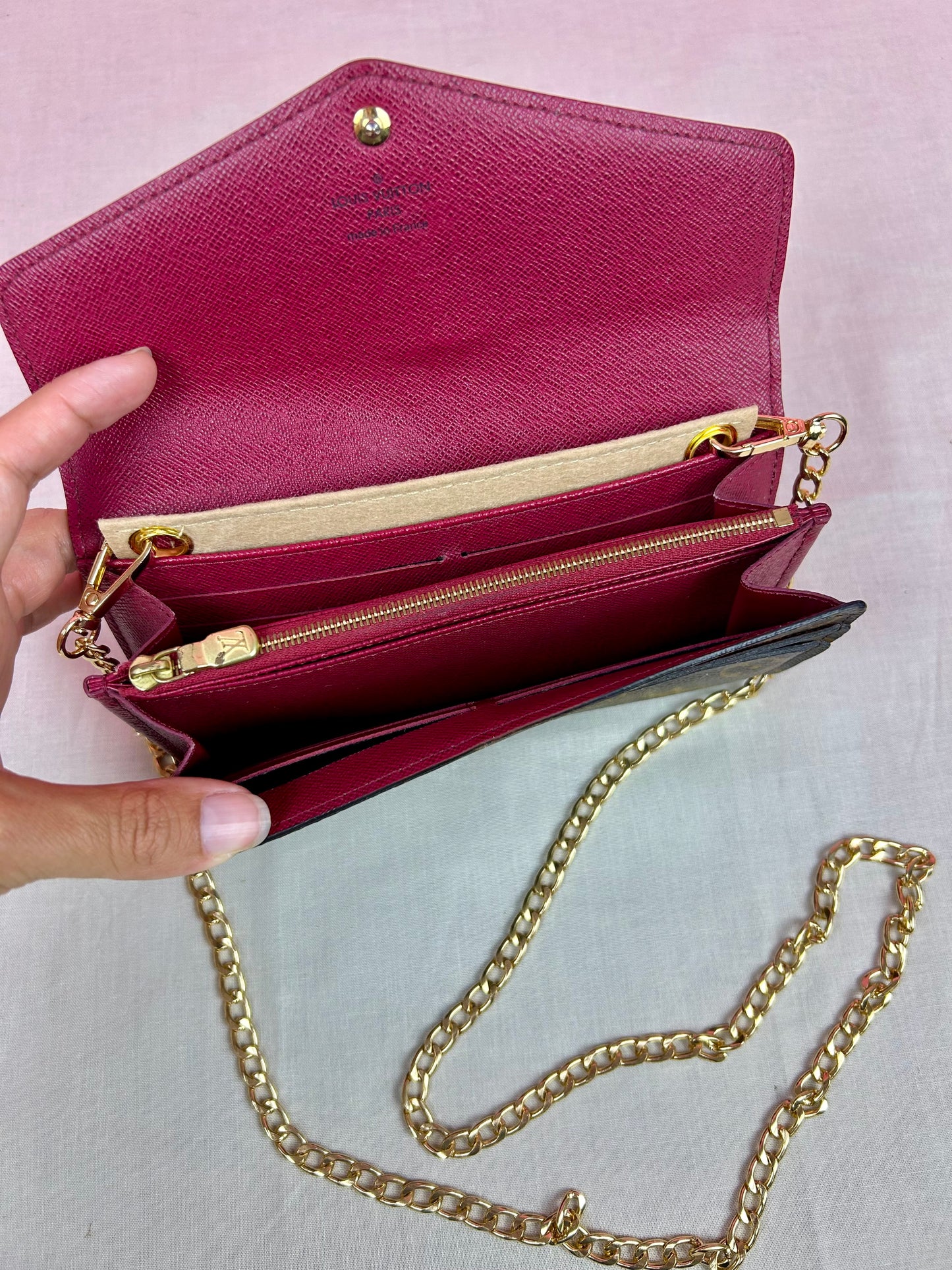 Louis Vuitton Sarah Wallet Monogram/Berry