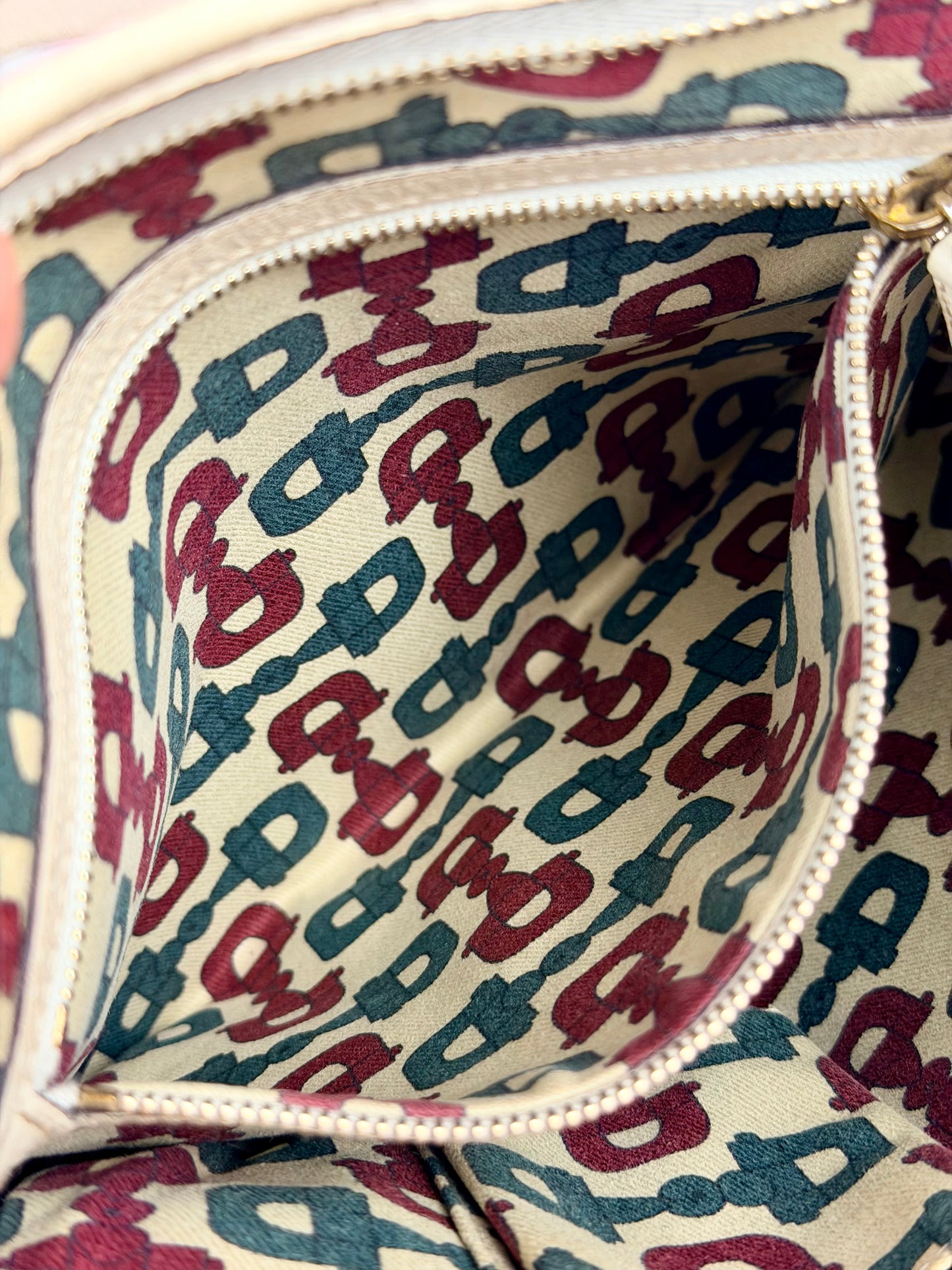 White Sherry Line Crossbody