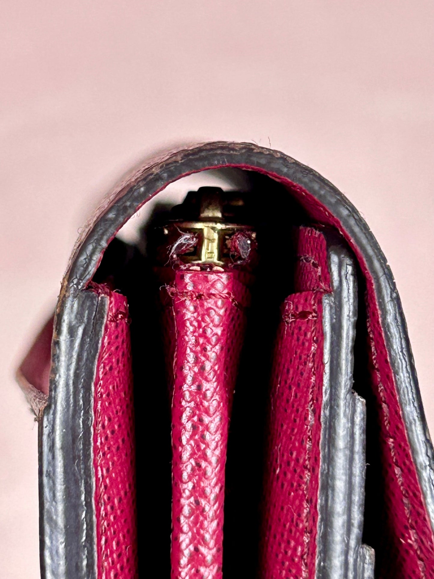 Louis Vuitton Sarah Wallet Monogram/Berry
