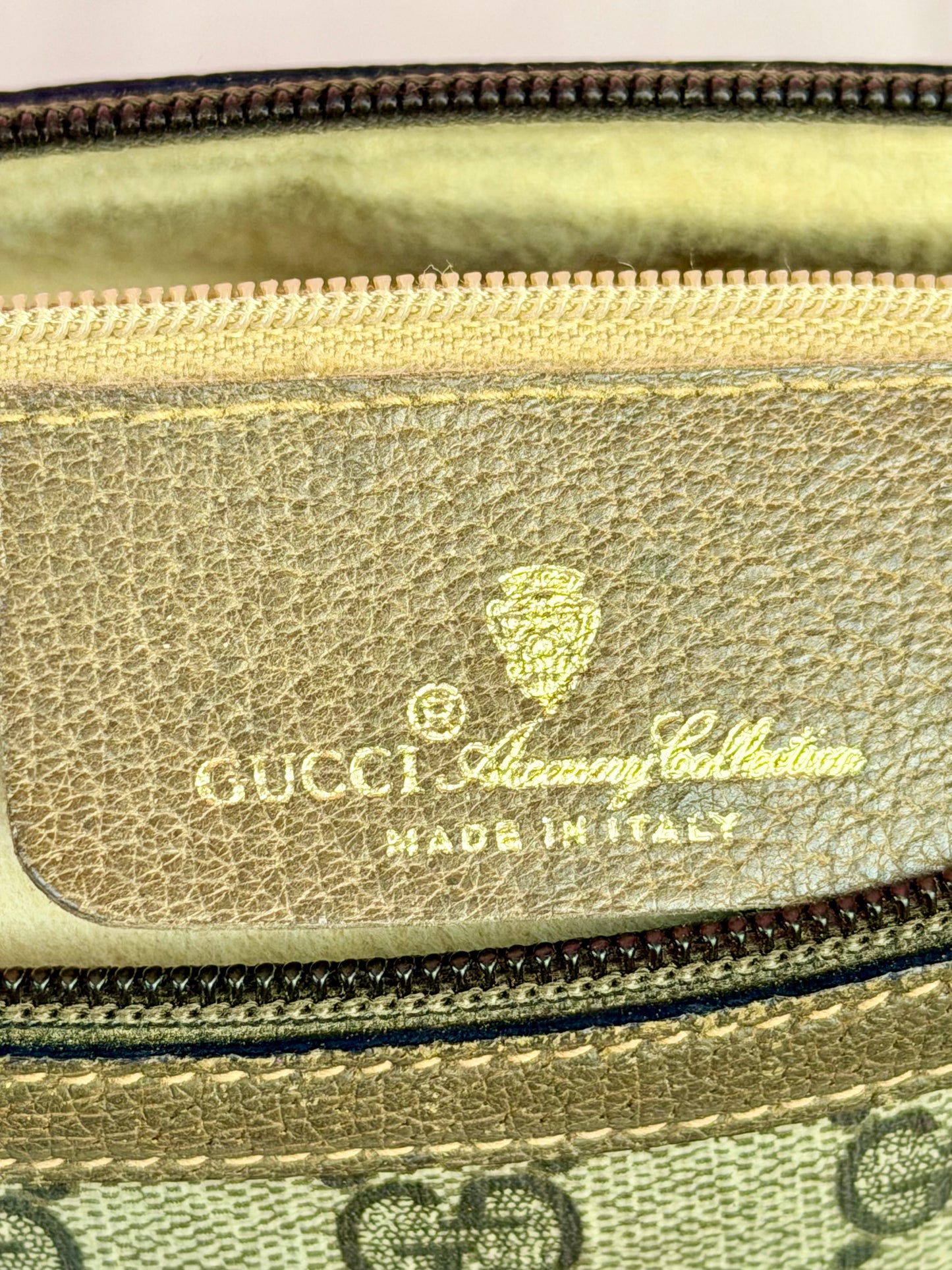 Medium Sherry Line Wedge