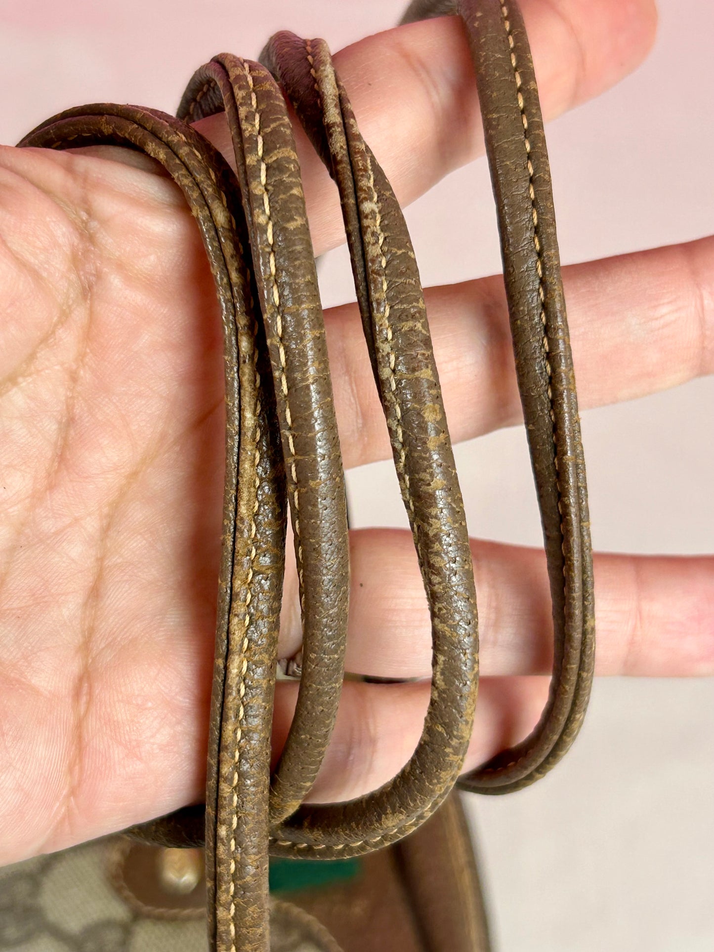 Small Round Sherry Line