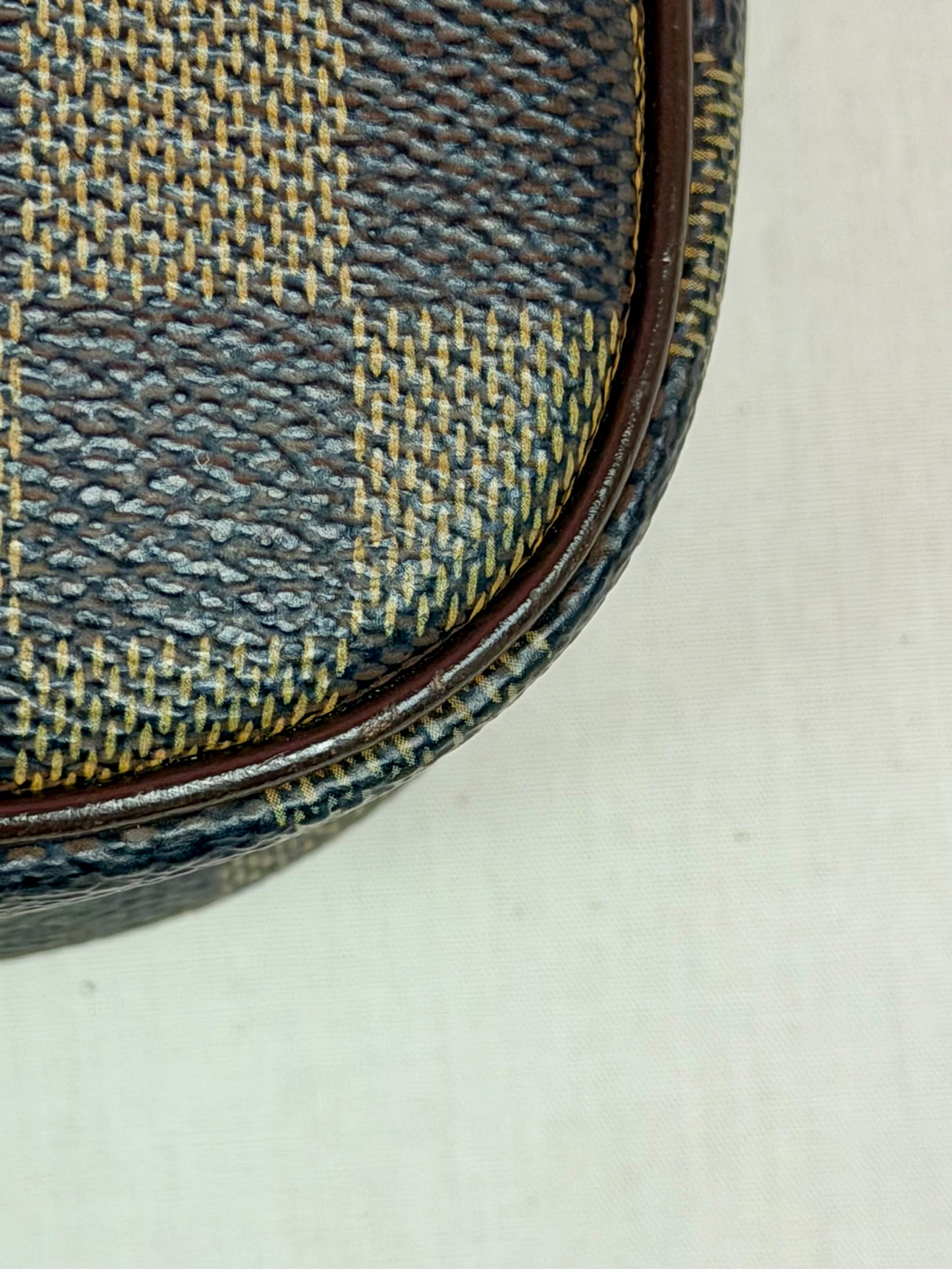 Pochette Gange in DE