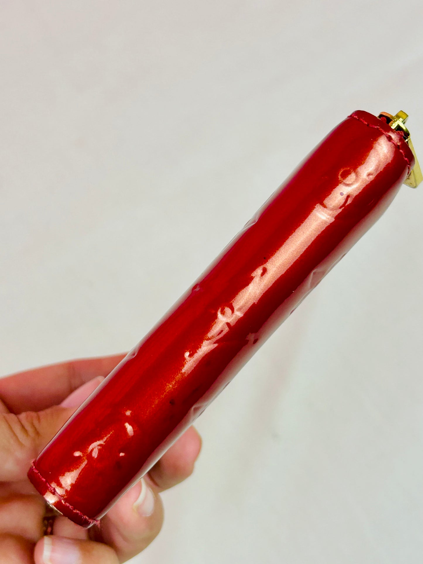 Red Vernis Zippy Card Case