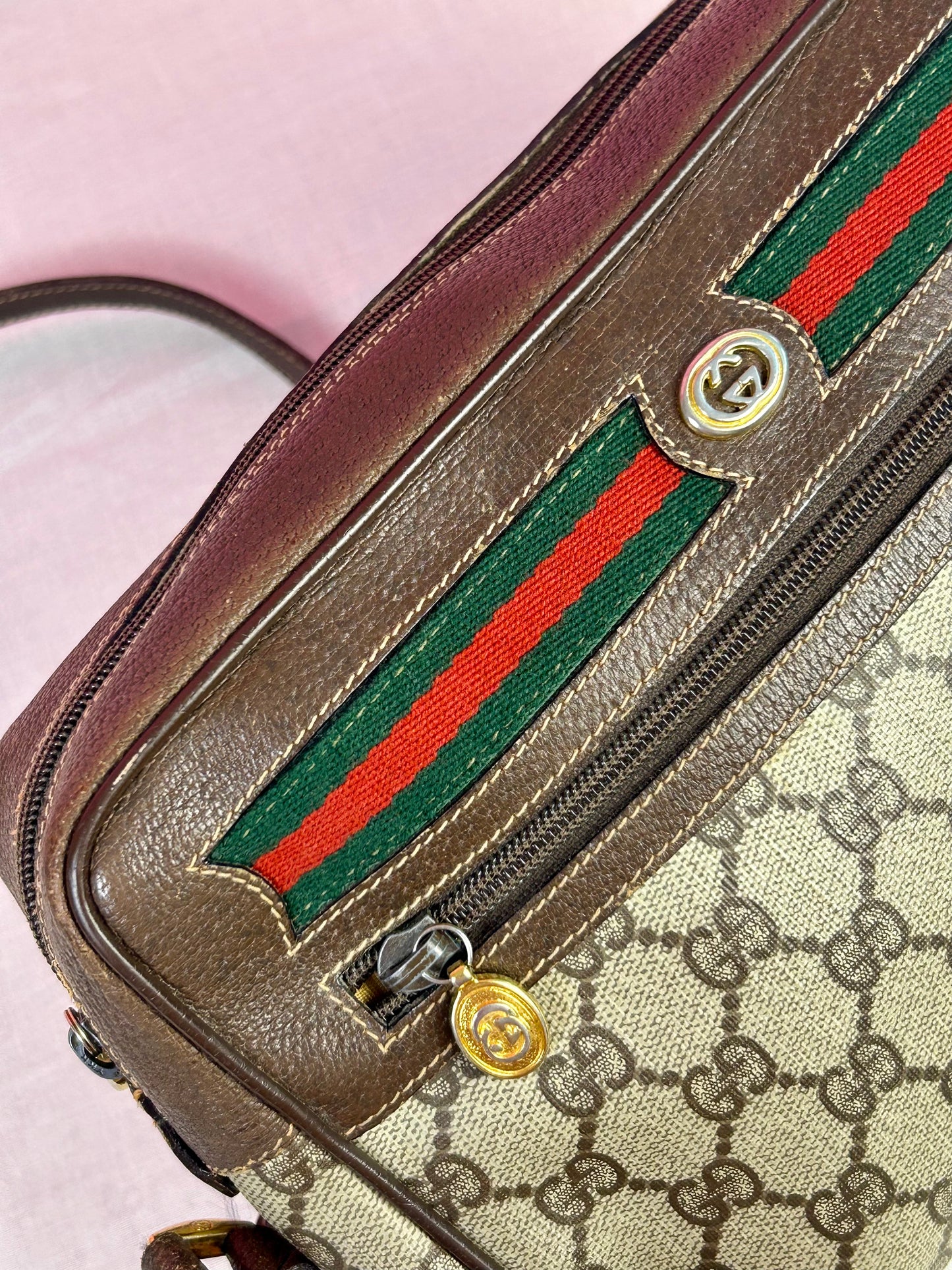 Gucci Large Sherry Line