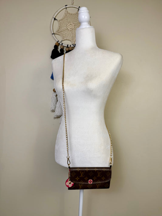 Emilie Wallet in Flower Bloom Monogram