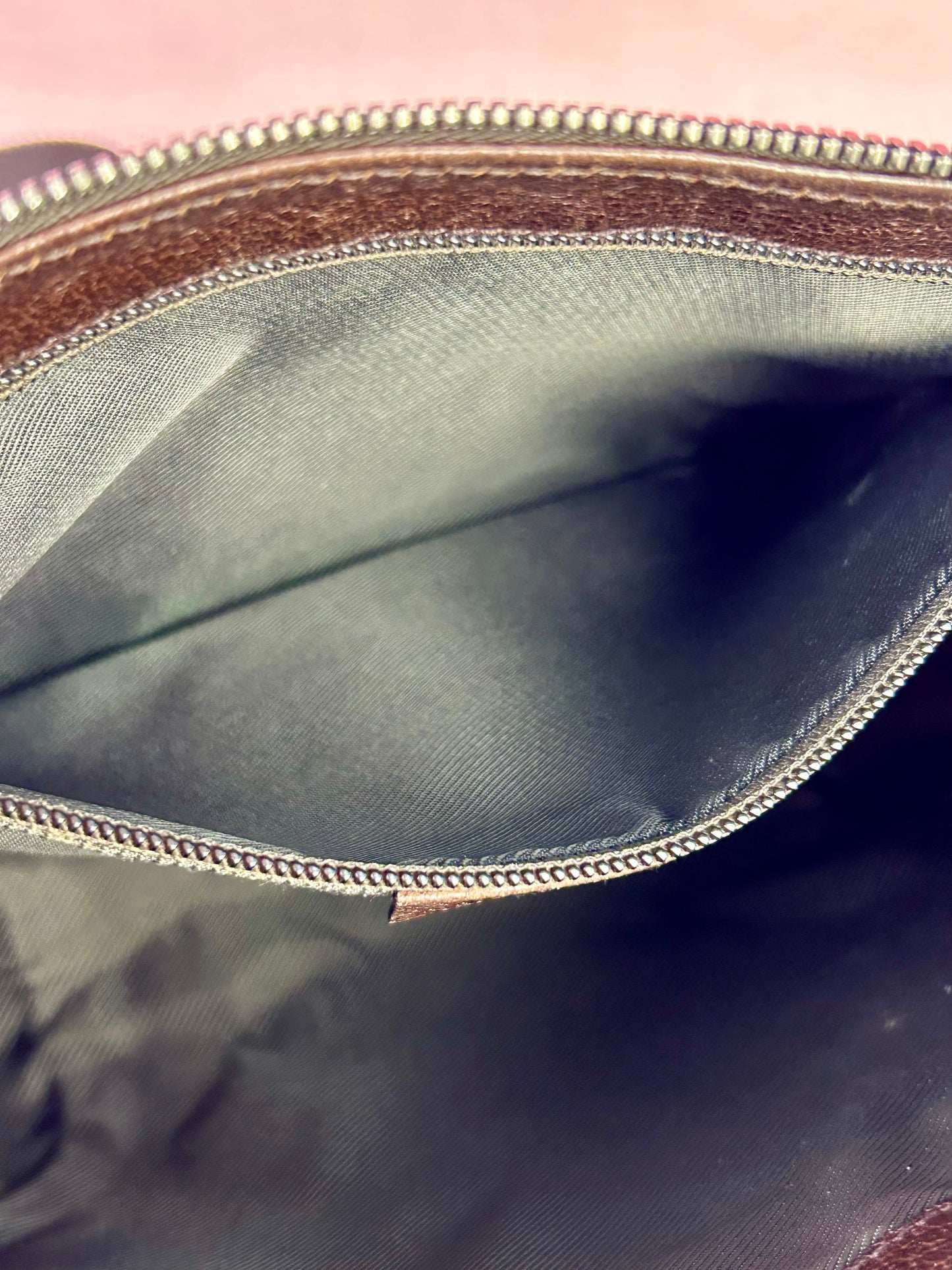 Gucci Supreme Crossbody (New Model)